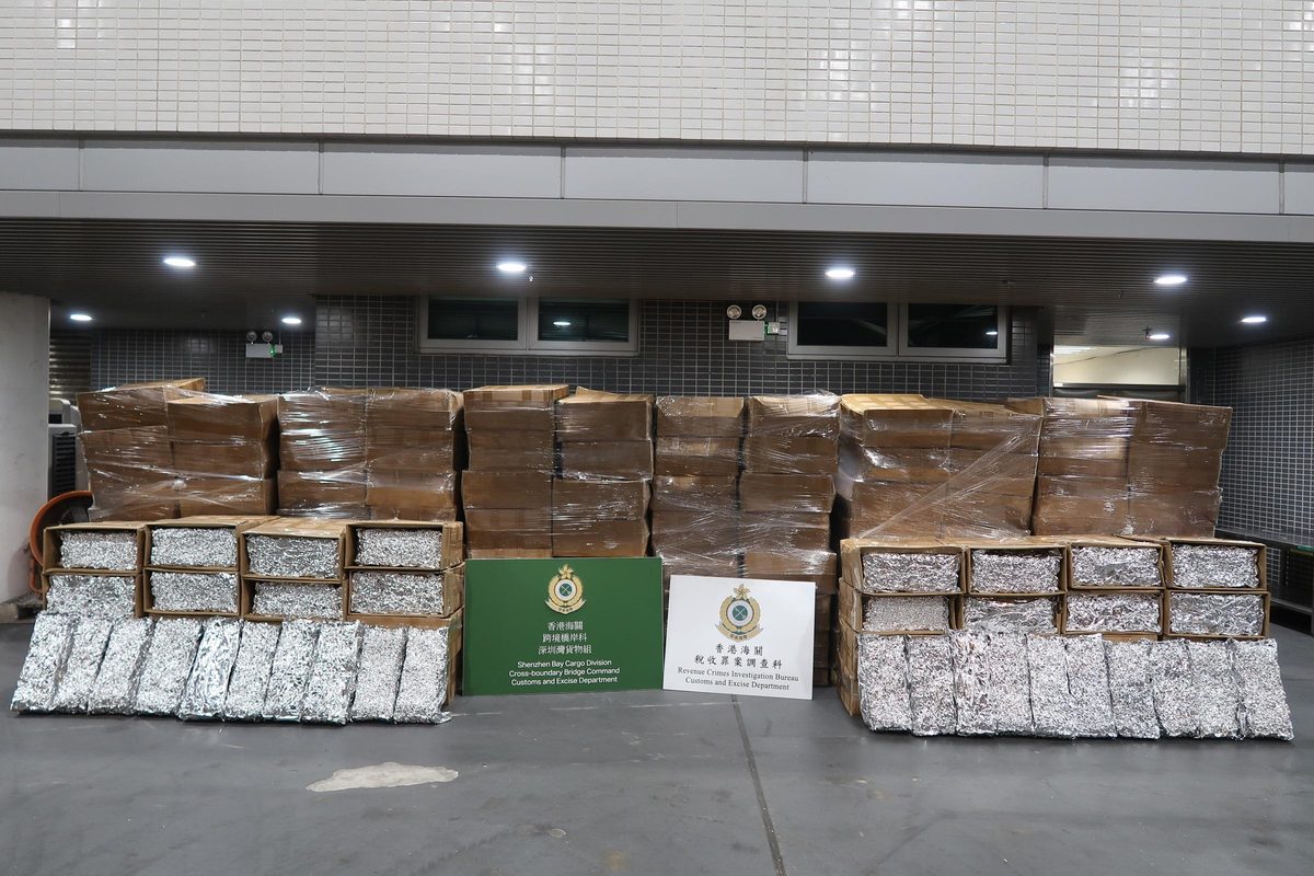 深圳灣破獲走私煙草案 拘本地男司機