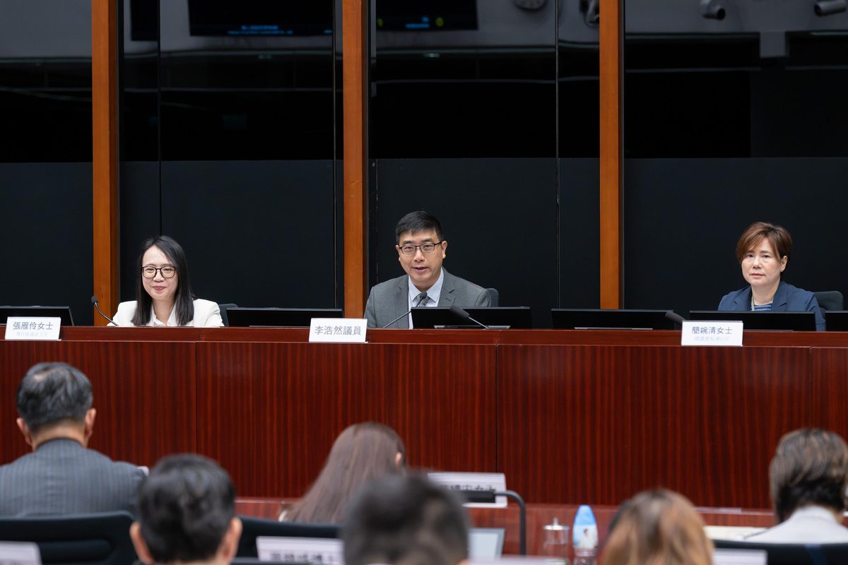 立會議員與灣仔屯門區議會交流社區發展