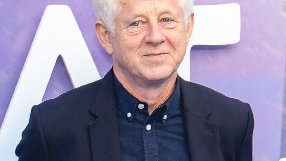 英國製片鄧肯肯沃西獲BAFTA終身成就獎