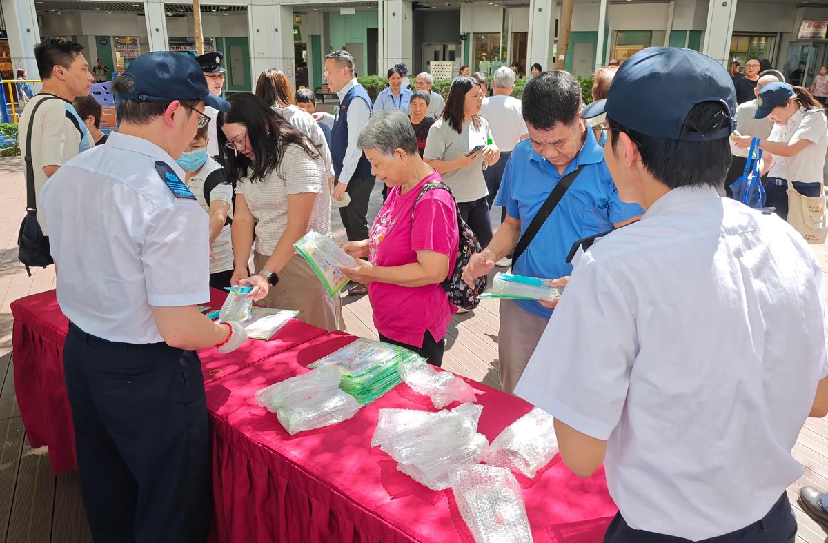 食環署巡查多區蚊患 發出10張法定通知書