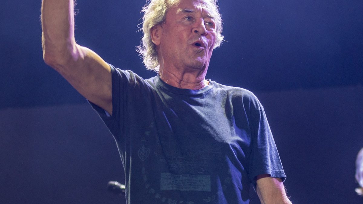 Deep Purple主唱Ian Gillan入院 兩場德國演唱會延期