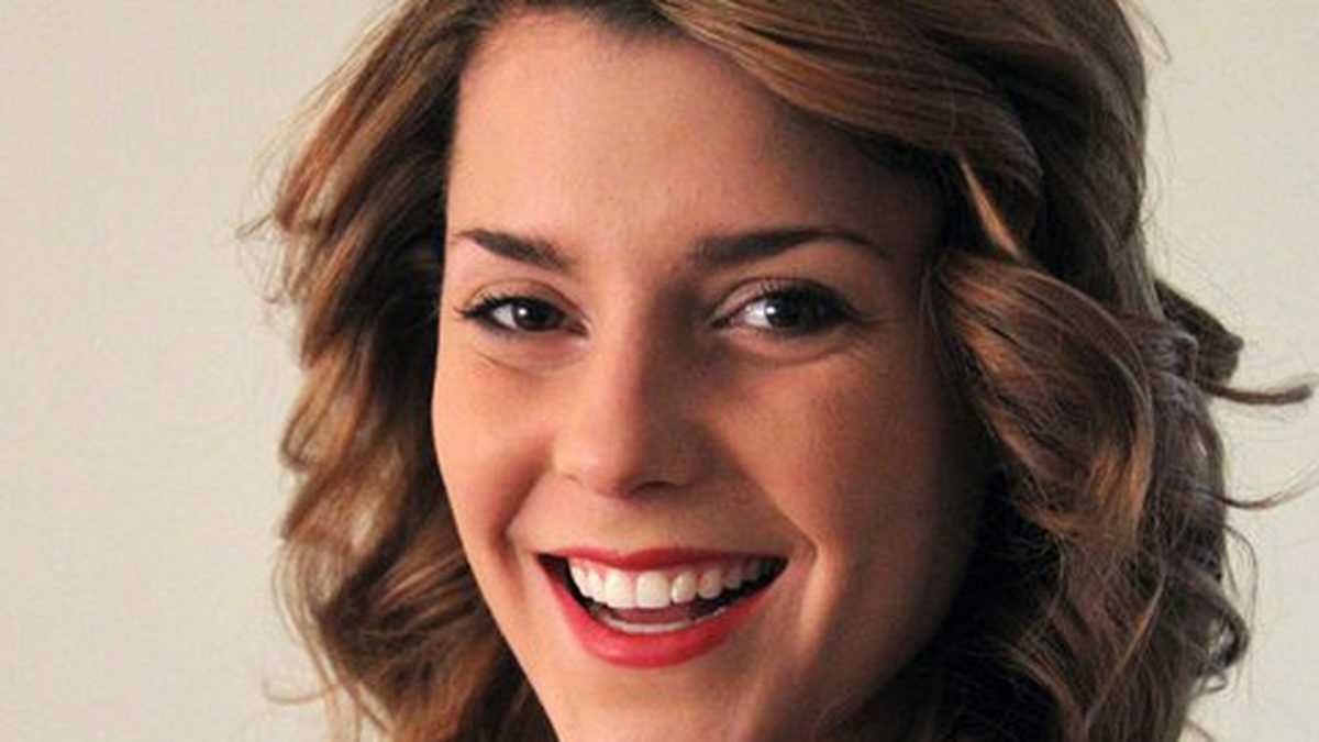 Grace Helbig 將接受腦腫瘤手術