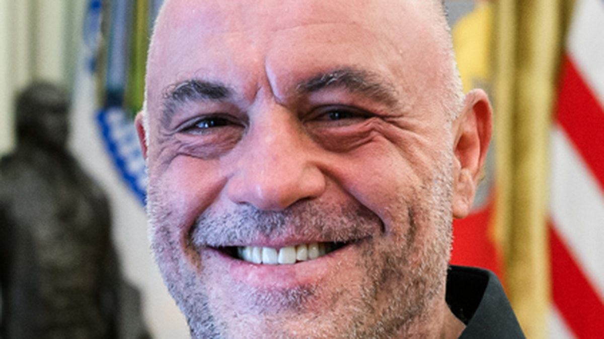 Joe Rogan 與 Spotify 續約多年