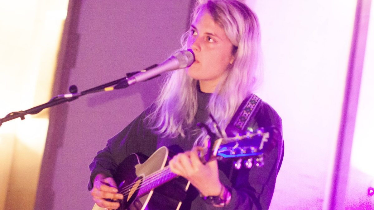 Marika Hackman 宣佈新專輯《False Dogs》