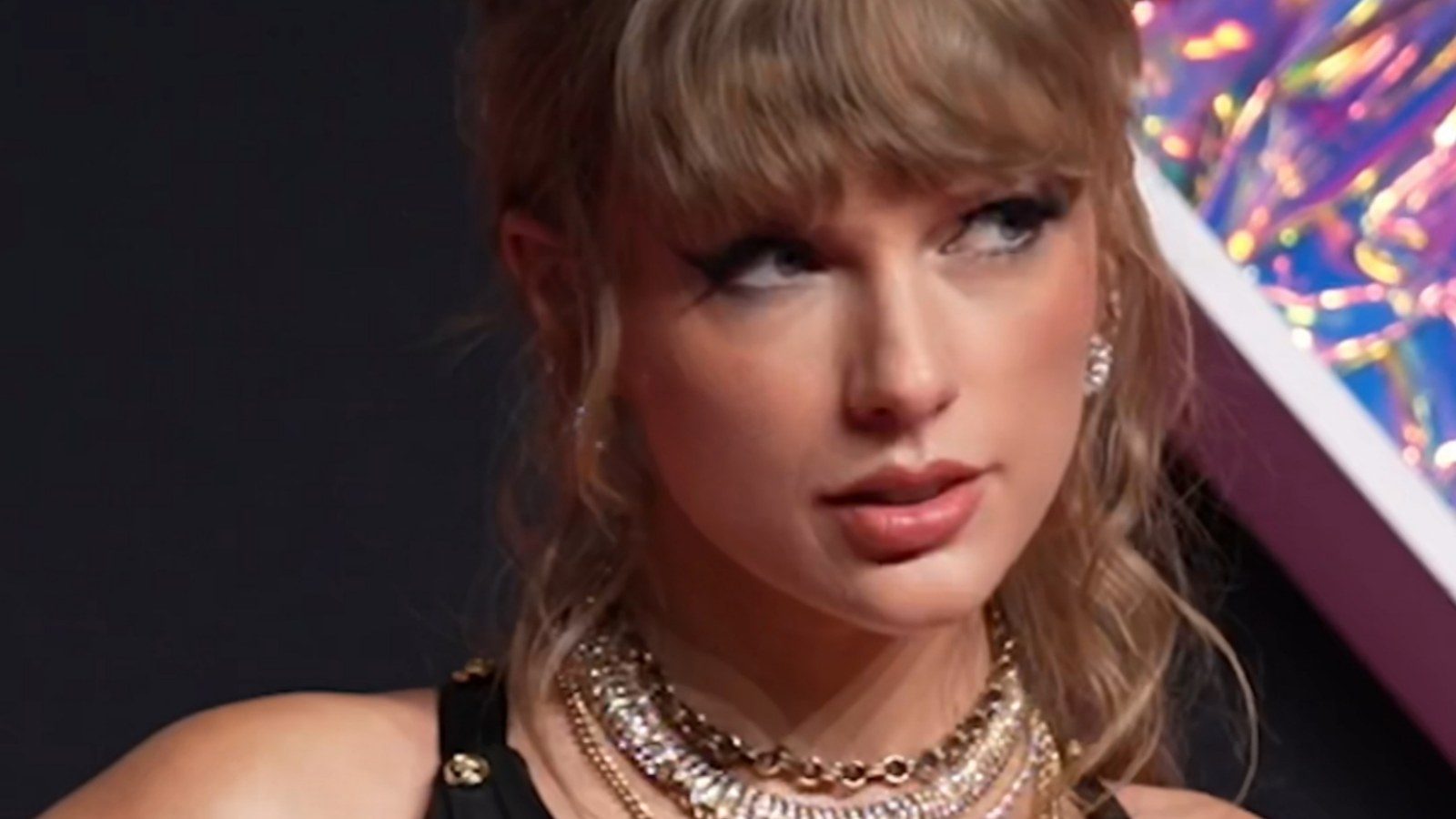 Taylor Swift入選納殊維爾詞曲創作名人堂 最年輕得主