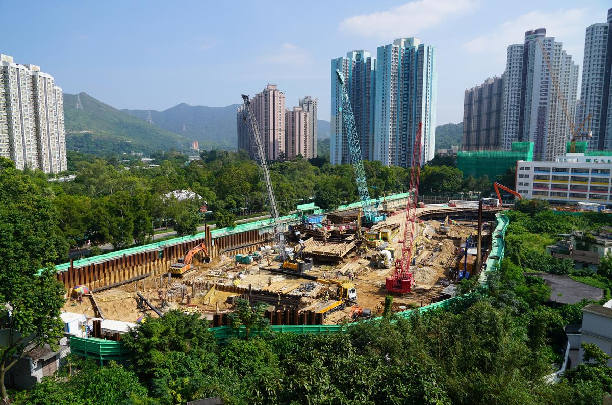 黃竹坑站項目連沽兩伙 套現逾2840萬